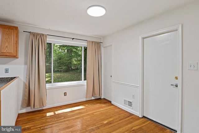 8701 PARLIAMENT, Springfield, VA 22151