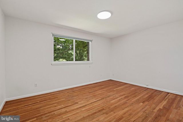 8701 PARLIAMENT, Springfield, VA 22151