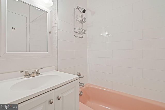 8701 PARLIAMENT, Springfield, VA 22151