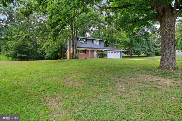 8701 PARLIAMENT, Springfield, VA 22151
