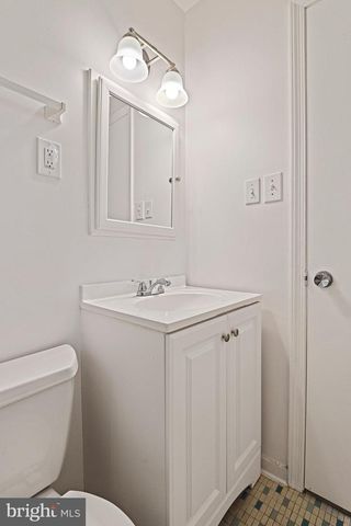 8701 PARLIAMENT, Springfield, VA 22151
