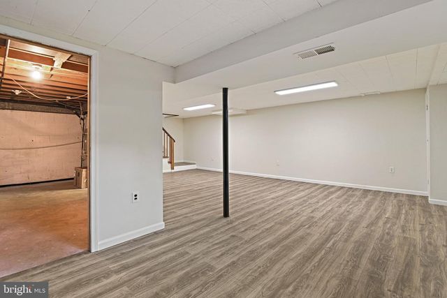 8701 PARLIAMENT, Springfield, VA 22151
