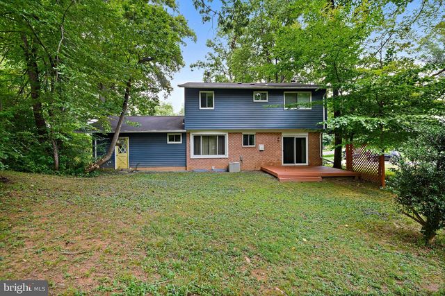 8701 PARLIAMENT, Springfield, VA 22151