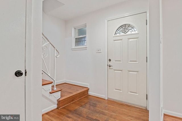 8701 PARLIAMENT, Springfield, VA 22151