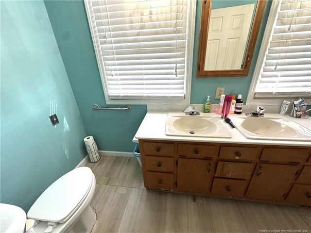 310 OLD HERTFORD Lane, Spring Lake, NC 28390