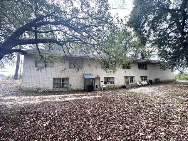 310 OLD HERTFORD Lane, Spring Lake, NC 28390