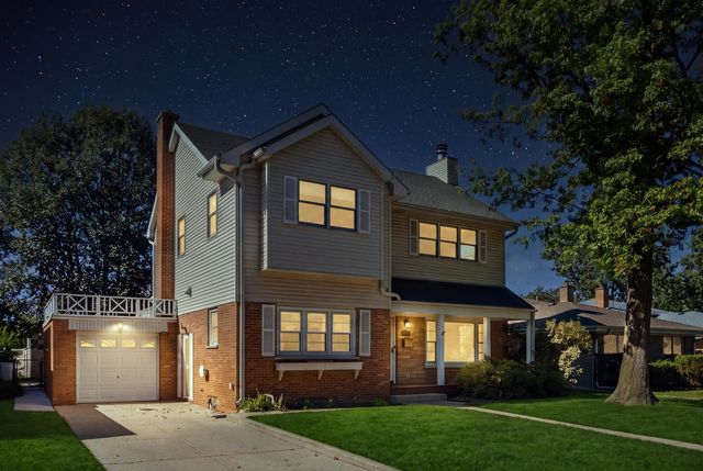 7840 Linder Avenue, Morton Grove, IL 60053
