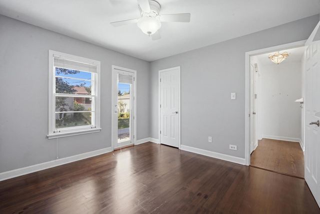 7840 Linder Avenue, Morton Grove, IL 60053