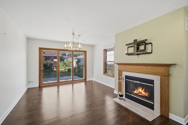 7840 Linder Avenue, Morton Grove, IL 60053