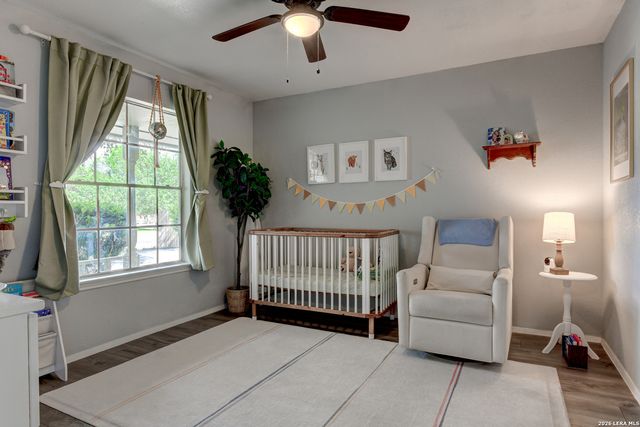 5705 Pineway St, San Antonio, TX 78247