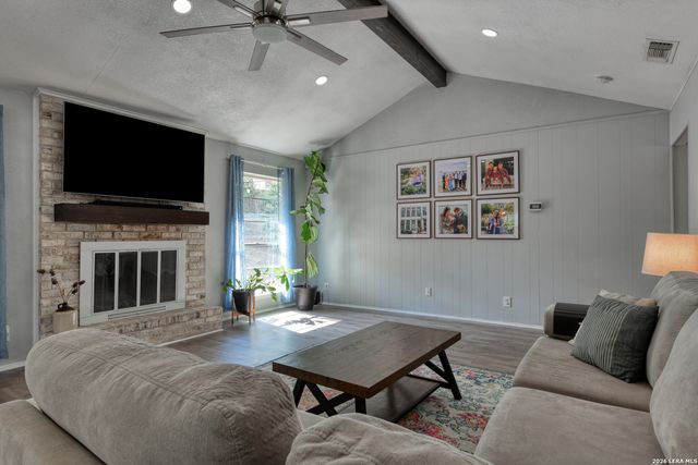 5705 Pineway St, San Antonio, TX 78247