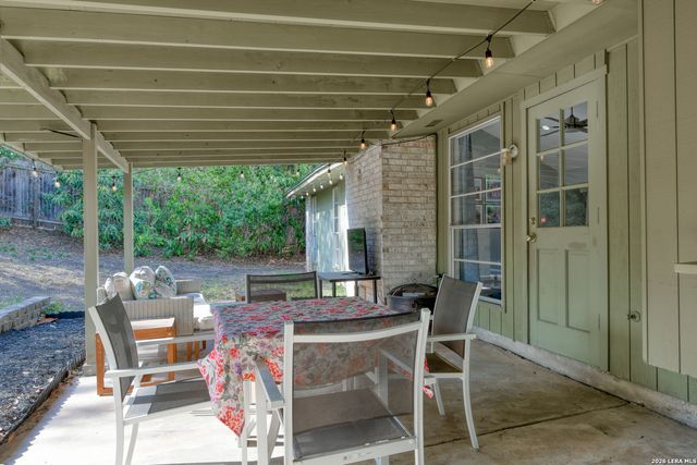 5705 Pineway St, San Antonio, TX 78247