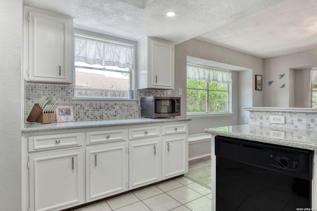 5705 Pineway St, San Antonio, TX 78247