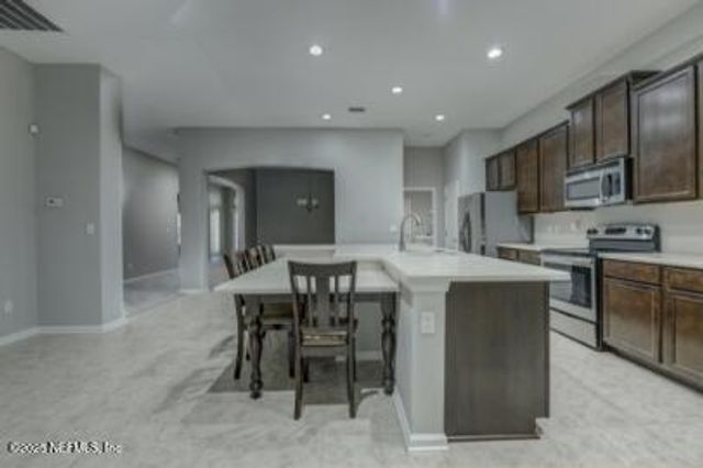 86192 FORTUNE Drive, Yulee, FL 32097