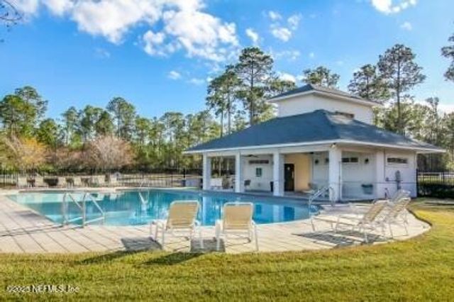 86192 FORTUNE Drive, Yulee, FL 32097