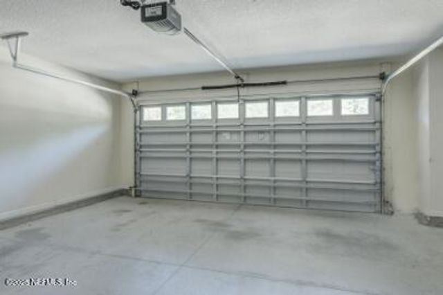 86192 FORTUNE Drive, Yulee, FL 32097