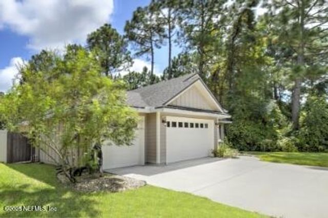 86192 FORTUNE Drive, Yulee, FL 32097