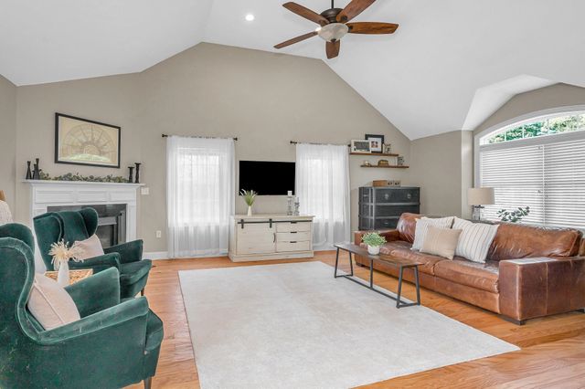 132 Clement Road, Pelham, NH 03076
