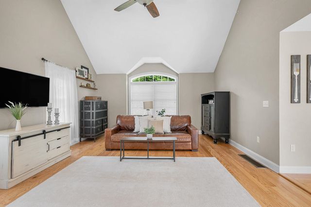 132 Clement Road, Pelham, NH 03076
