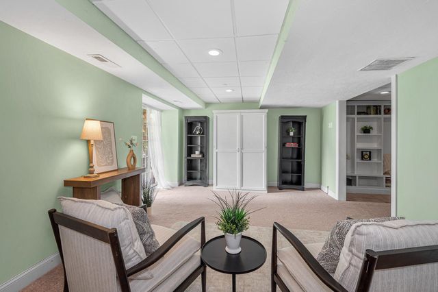 132 Clement Road, Pelham, NH 03076