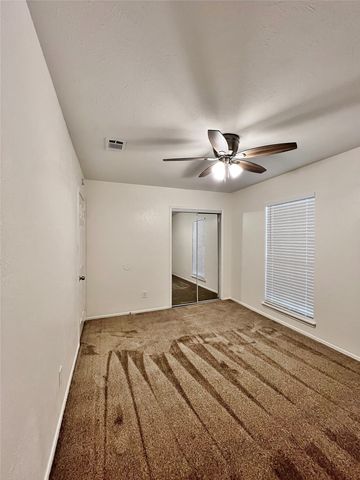 1028 Whitewater Trail, Desoto, TX 75115