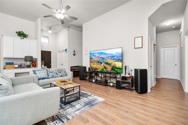4424 Terraview Drive, Arlington, TX 76001
