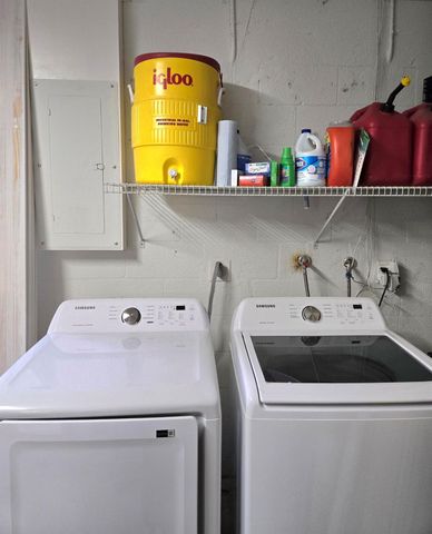 1549 SE Minorca Avenue, Port St Lucie, FL 34952