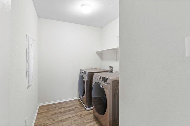 967 Pepperbark LOOP, Buda, TX 78610