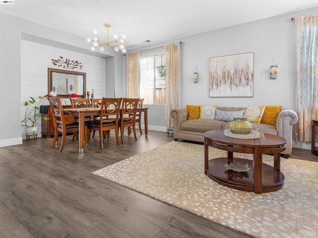 308 Arrowhead Way, Hayward, CA 94544