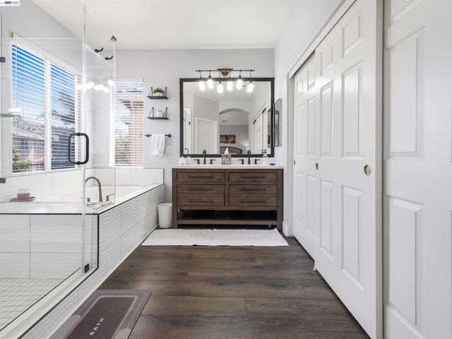 308 Arrowhead Way, Hayward, CA 94544