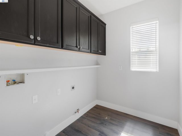 308 Arrowhead Way, Hayward, CA 94544