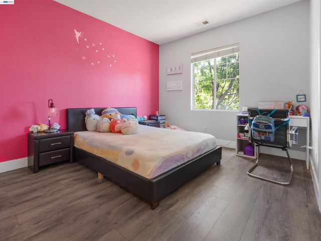 308 Arrowhead Way, Hayward, CA 94544