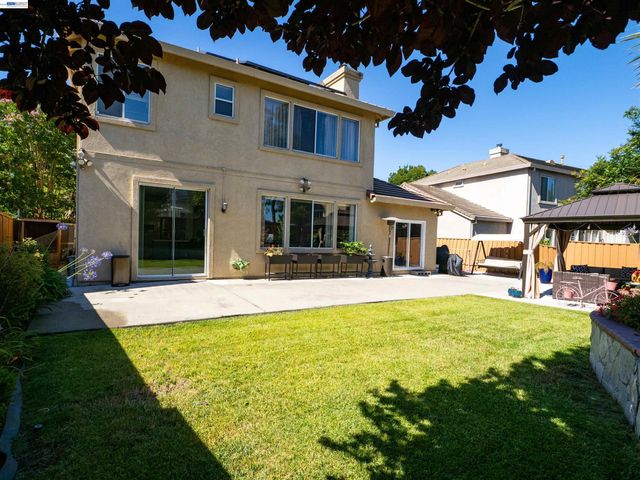 308 Arrowhead Way, Hayward, CA 94544