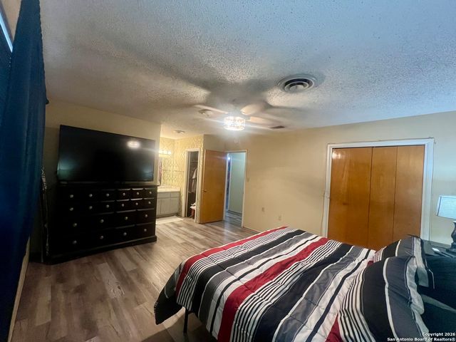 215 Lantana, Pleasanton, TX 78064