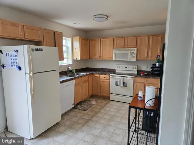 318 SHERMAN AVE, Carlisle, PA 17013