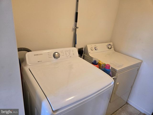 318 SHERMAN AVE, Carlisle, PA 17013