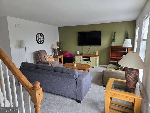 318 SHERMAN AVE, Carlisle, PA 17013