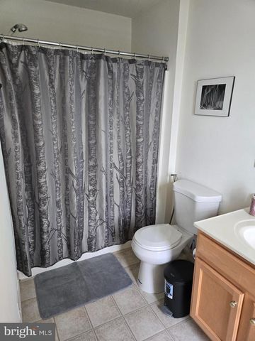 318 SHERMAN AVE, Carlisle, PA 17013