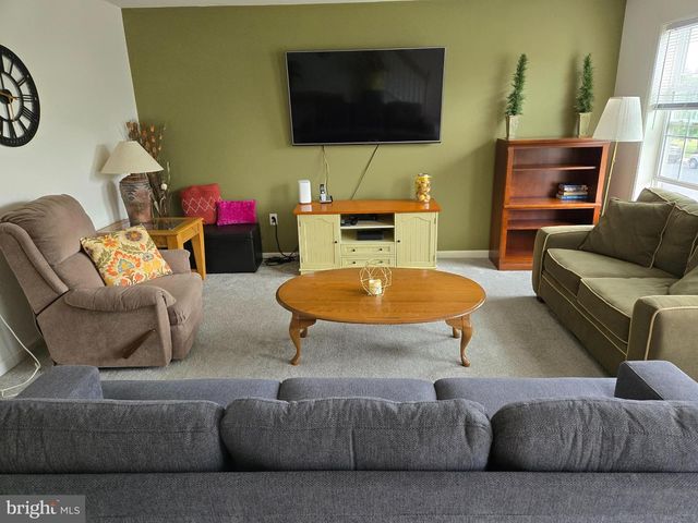 318 SHERMAN AVE, Carlisle, PA 17013