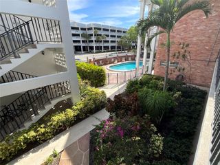 2424 NE 9th St 208, Fort Lauderdale, FL 33304