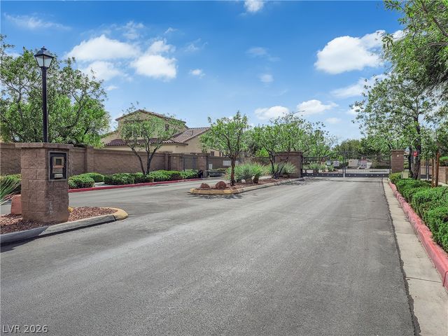 4448 Haven Falls Court, North Las Vegas, NV 89085