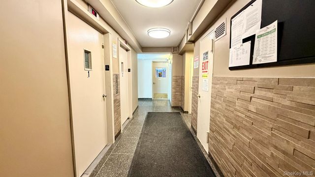 9707 63rd Road 8G, Rego Park, NY 11374