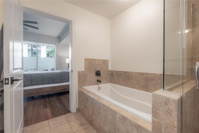 1238 E KENNEDY BOULEVARD 402, Tampa, FL 33602