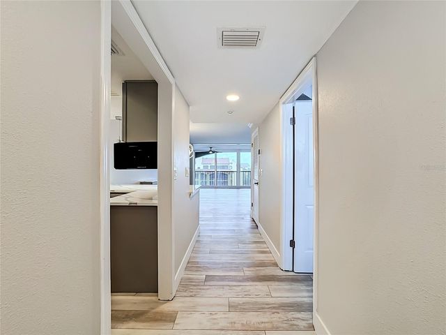 8750 MIDNIGHT PASS ROAD 501C, Sarasota, FL 34242