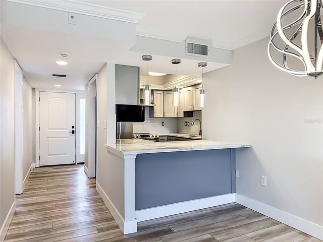 8750 MIDNIGHT PASS ROAD 501C, Sarasota, FL 34242