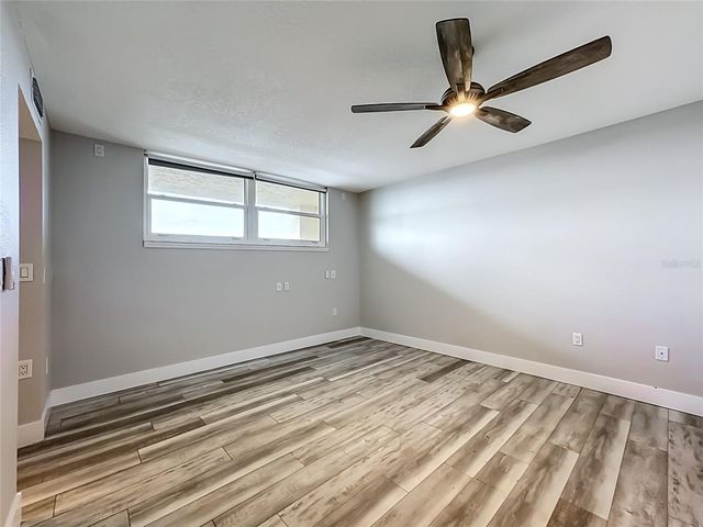 8750 MIDNIGHT PASS ROAD 501C, Sarasota, FL 34242