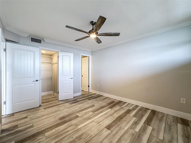 8750 MIDNIGHT PASS ROAD 501C, Sarasota, FL 34242