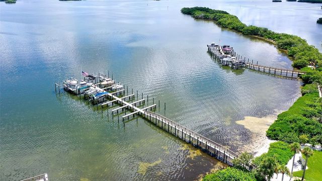 8750 MIDNIGHT PASS ROAD 501C, Sarasota, FL 34242