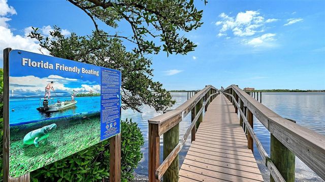 8750 MIDNIGHT PASS ROAD 501C, Sarasota, FL 34242