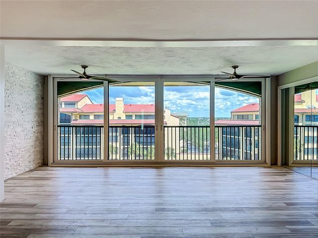8750 MIDNIGHT PASS ROAD 501C, Sarasota, FL 34242